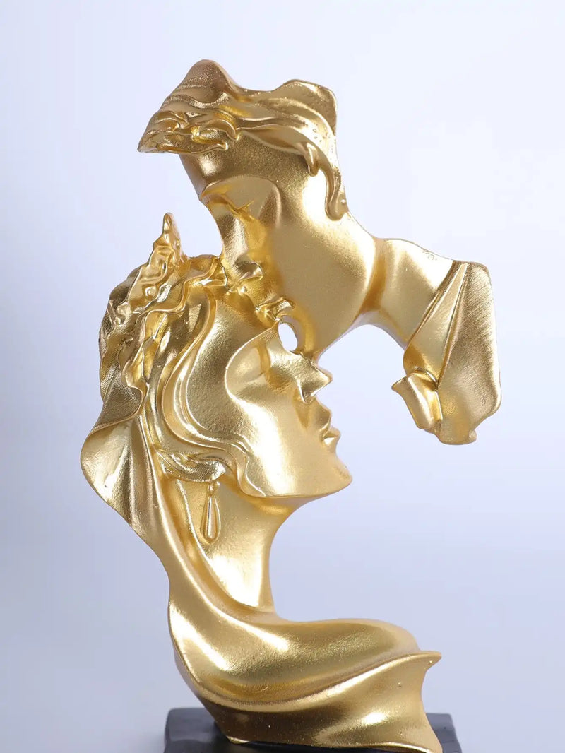 Escultura Decorativa Abraço Esculpido